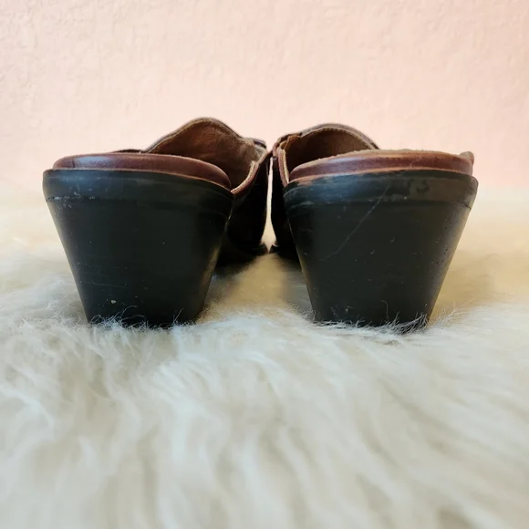 Ariat Brown Leather Block Heel Point Toe Wedge Slip On Mule Shoes - Picture 3 of 10